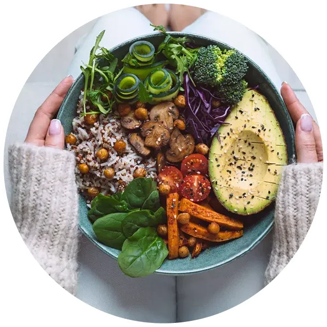 Organic, nourishing meals prepared on-site